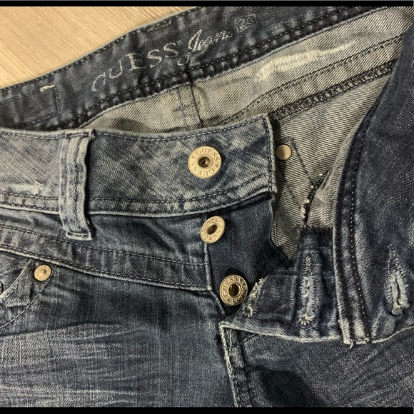 Guess Jeans Capris - Picture 7 of 7